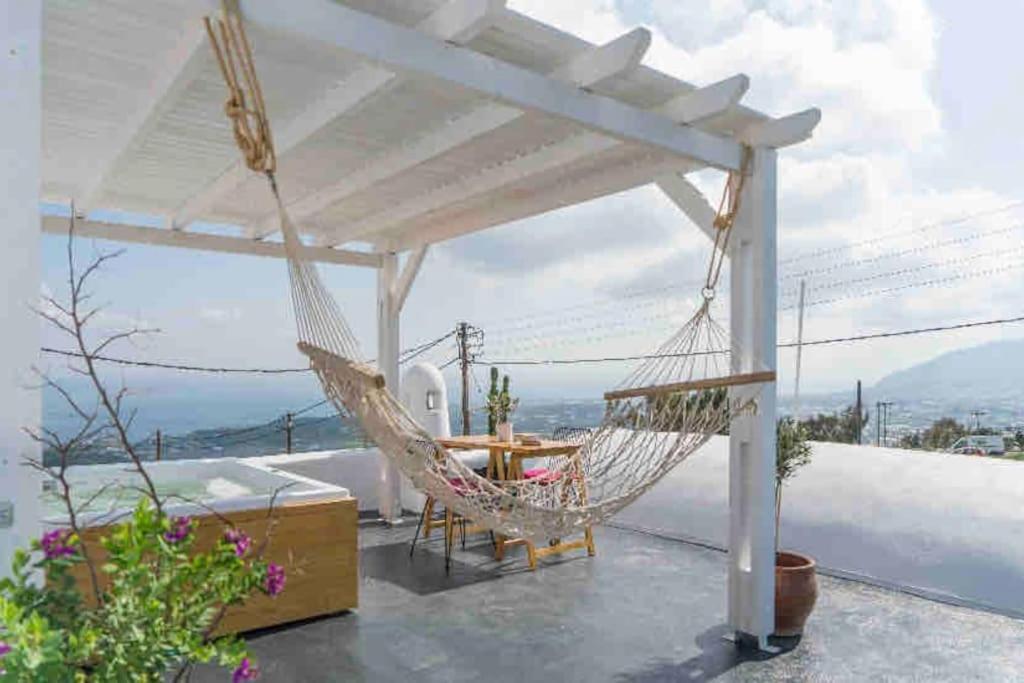 Dome Suite,hot Tub,sea View In Firostefani! Апартаменты Тира