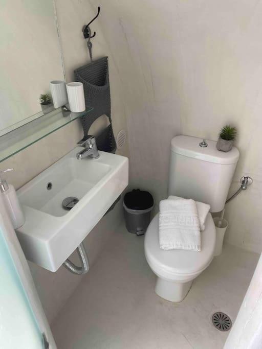 Dome Suite,hot Tub,sea View In Firostefani! Apartment