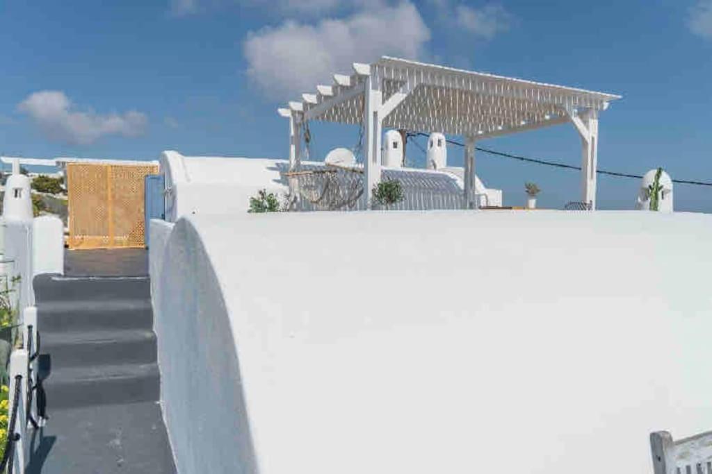 Dome Suite,hot Tub,sea View In Firostefani!